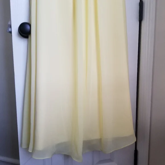 JJ's House Daffodil Yellow Dress Size 6 - Picture 8 of 9